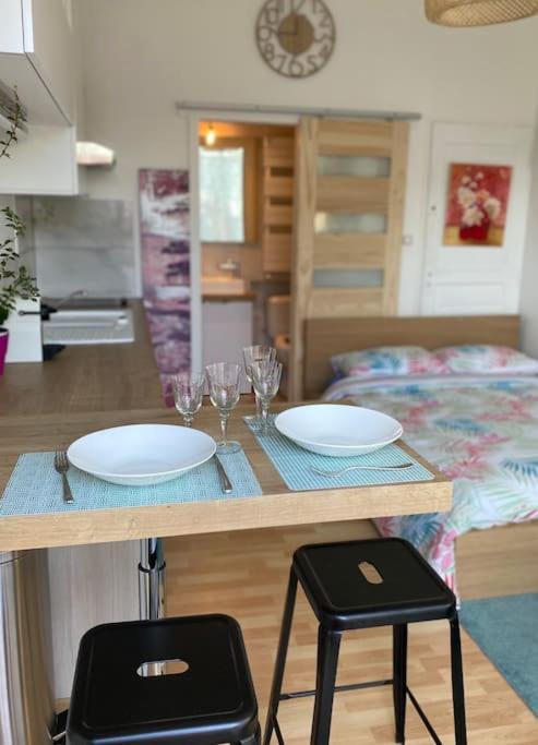 Le Cosy - Rez De Jardin * Tassin-la-Demi-Lune